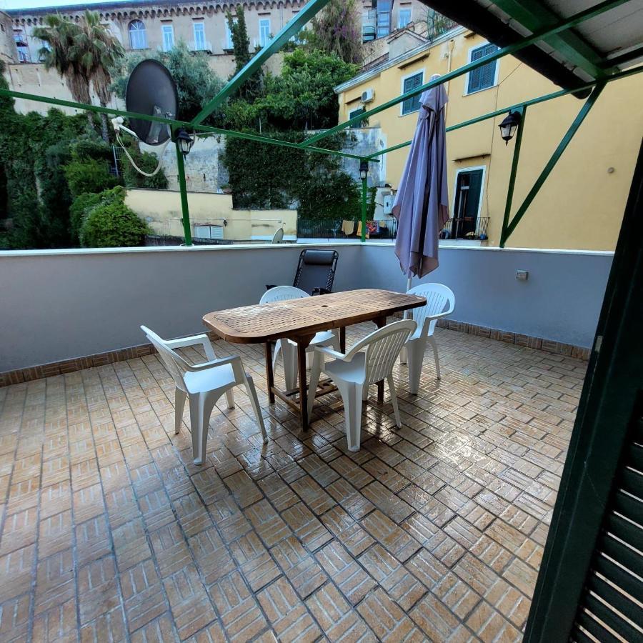 Perry Home Napoli Eksteriør bilde